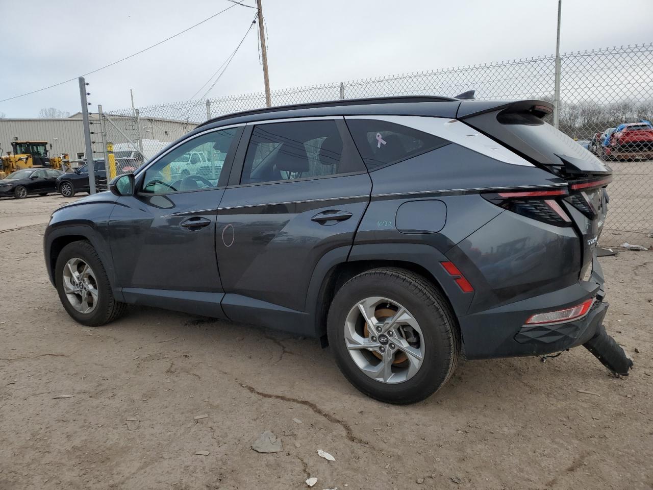 2022 Hyundai Tucson - Image 2