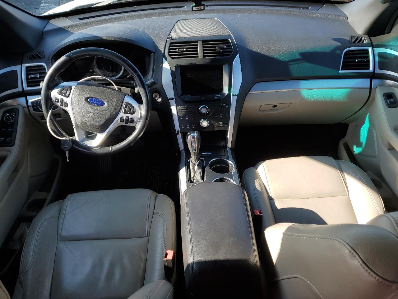 2013 Ford Explorer - Image 8
