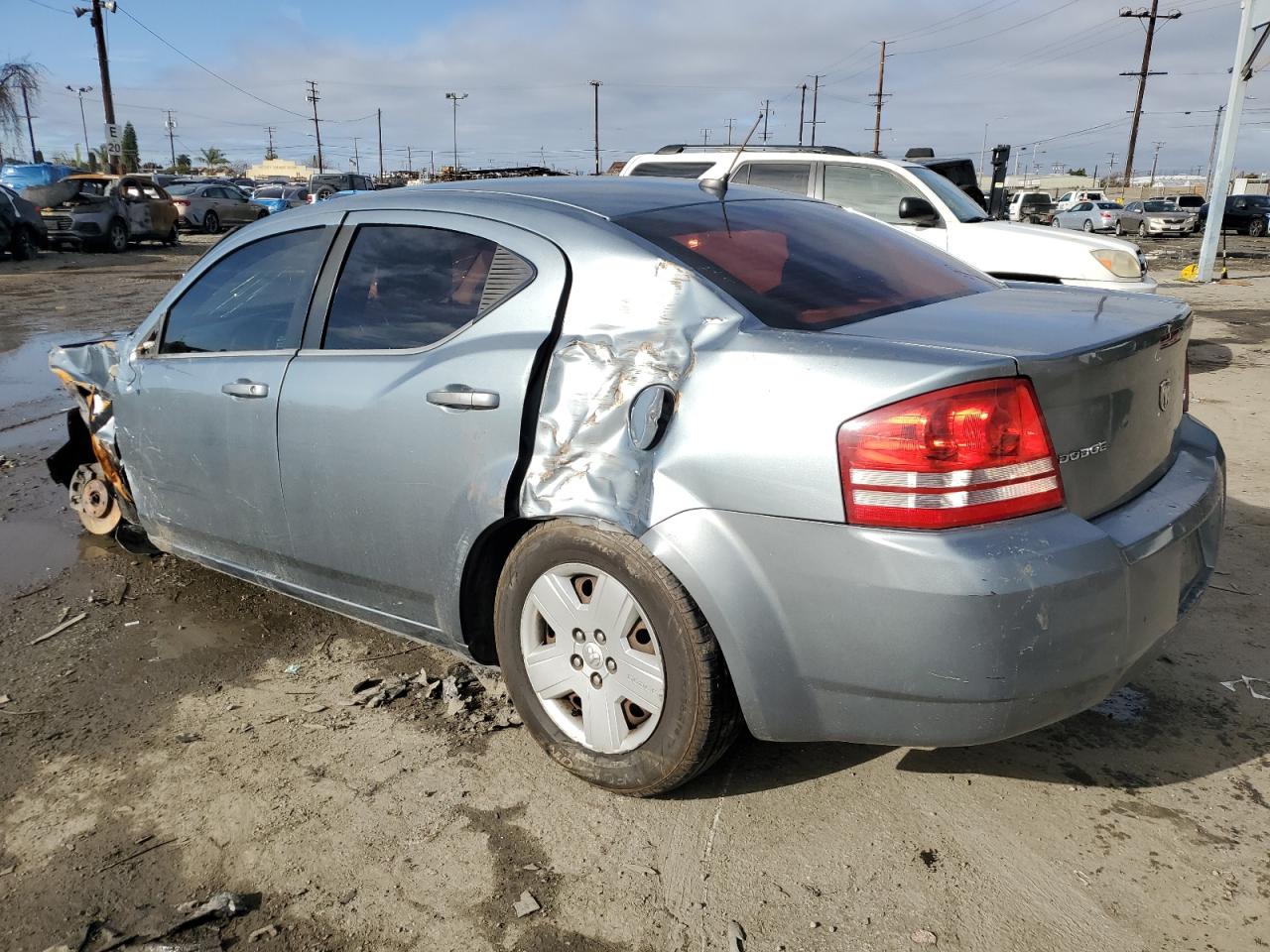 2010 Dodge Avenger - Image 2