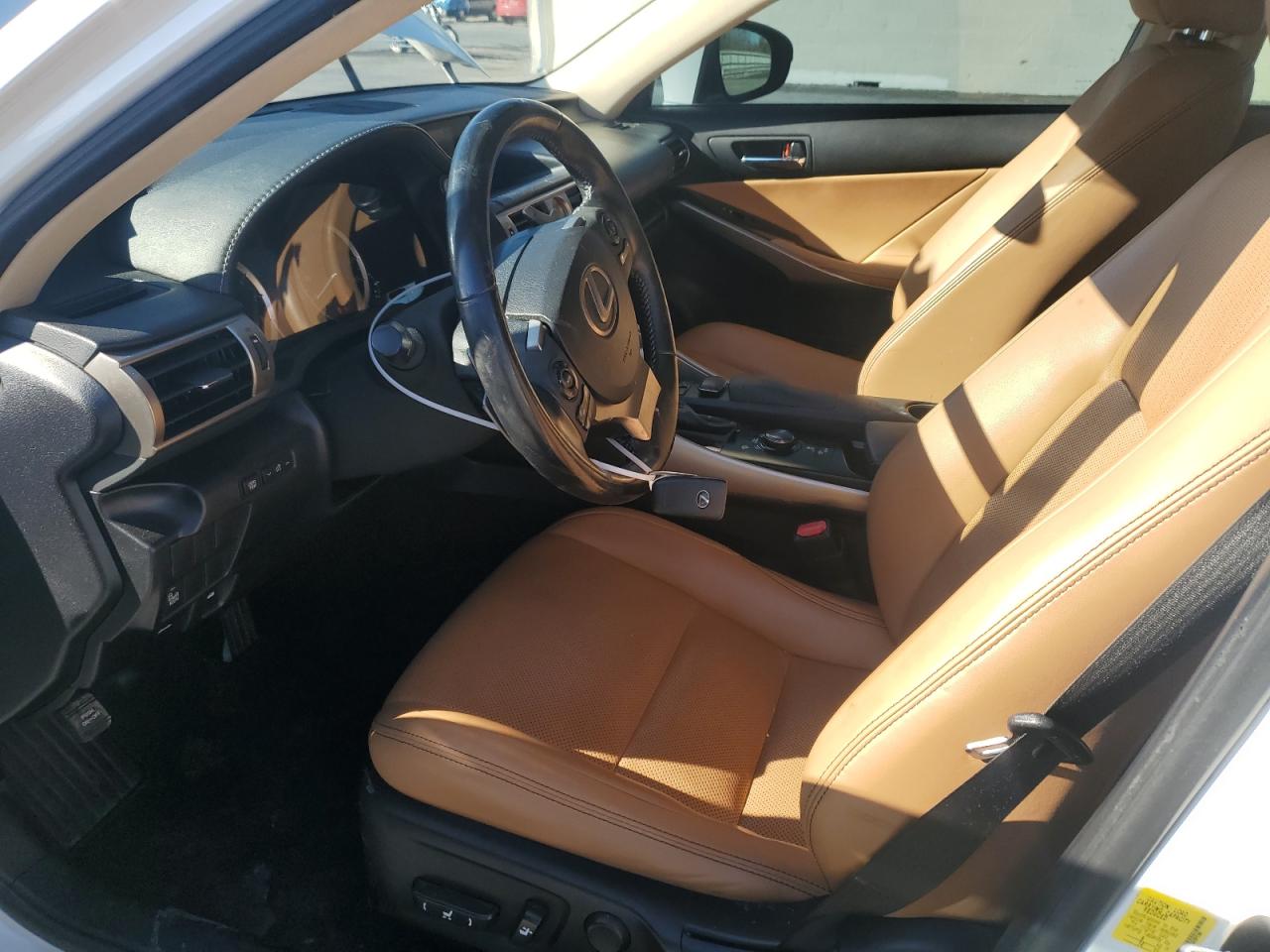 2014 Lexus IS - Image 7