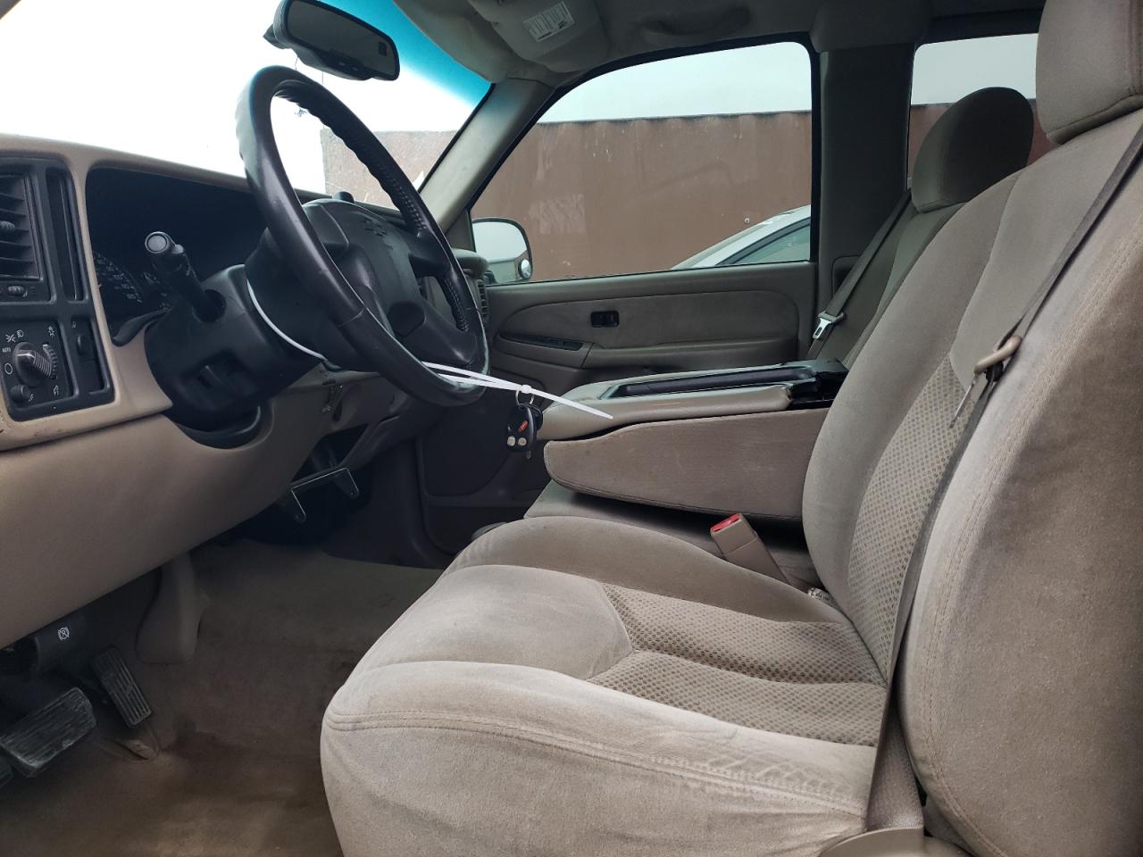 2003 Chevrolet Silverado - Image 7