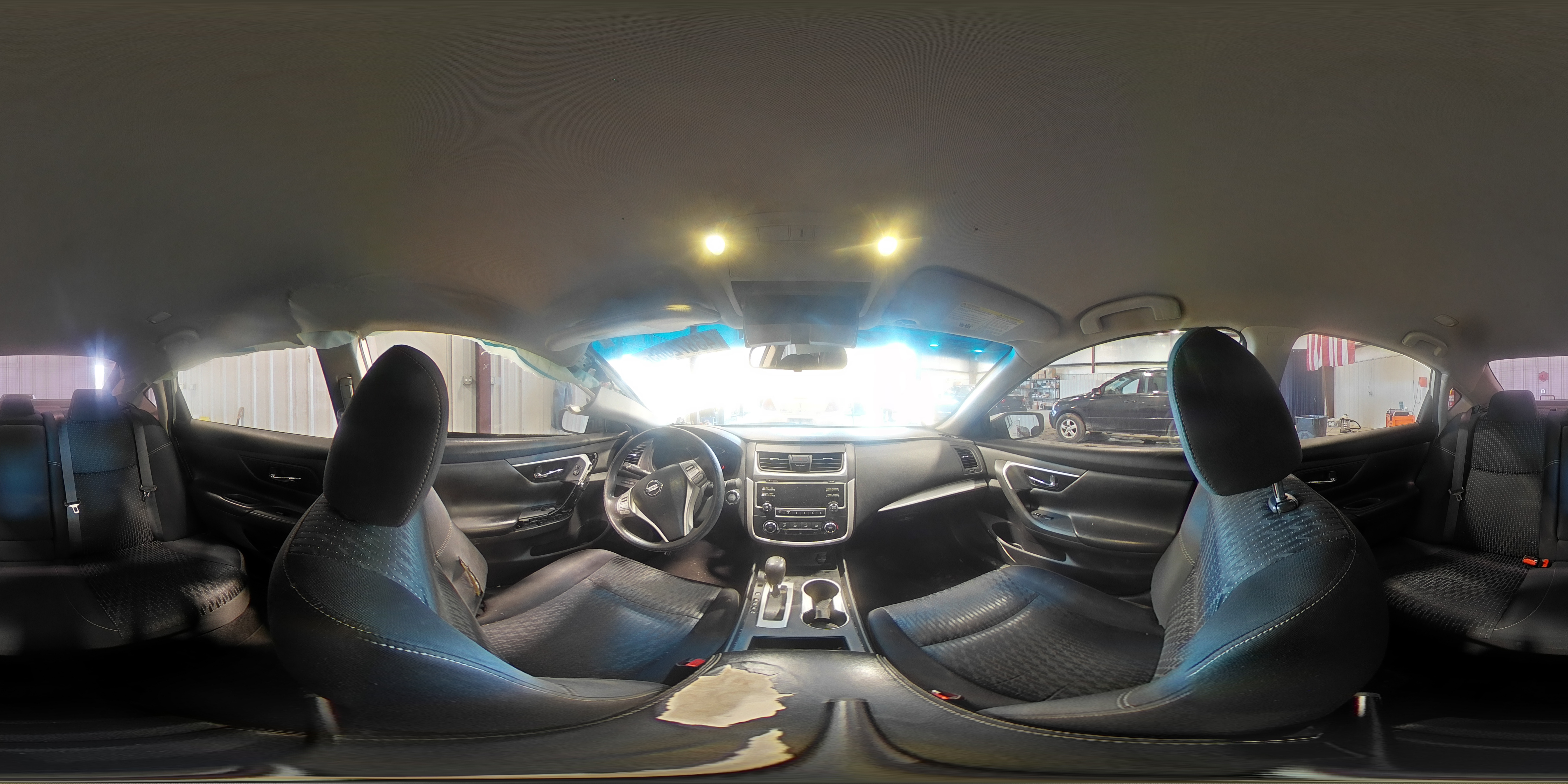 2016 Nissan Altima - Image 12