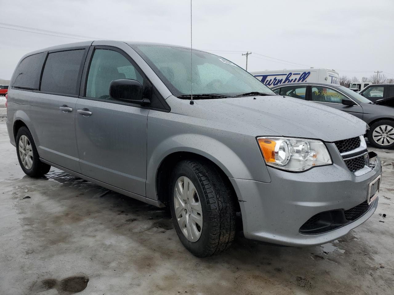 2018 Dodge Caravan - Image 4