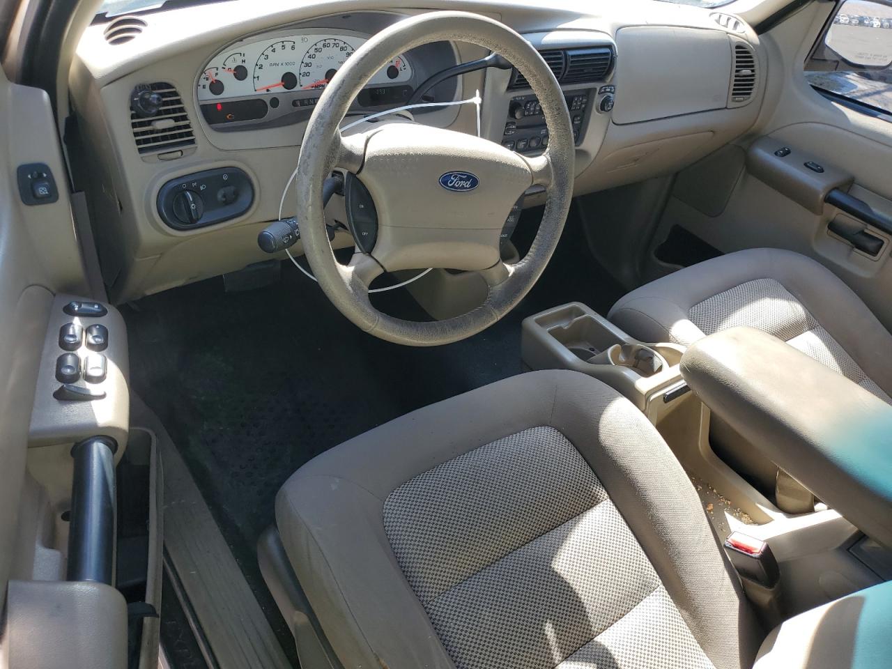 2004 Ford Explorer Sport Trac VIN: 1FMZU67K14UC35135 Lot: 45241115