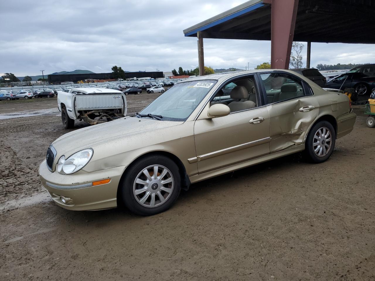 2004 Hyundai Sonata - Image 1