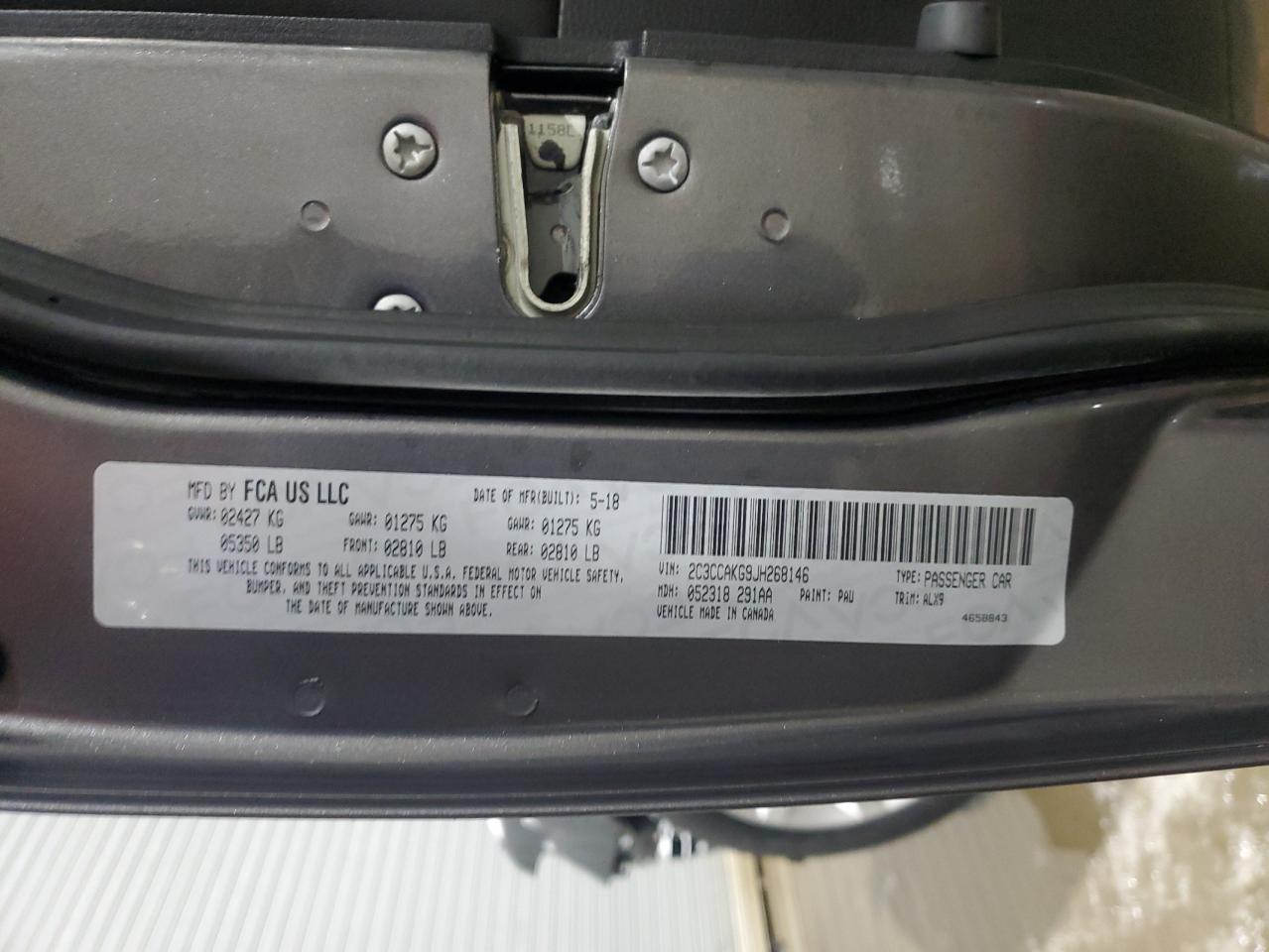 2018 Chrysler 300 - Image 13