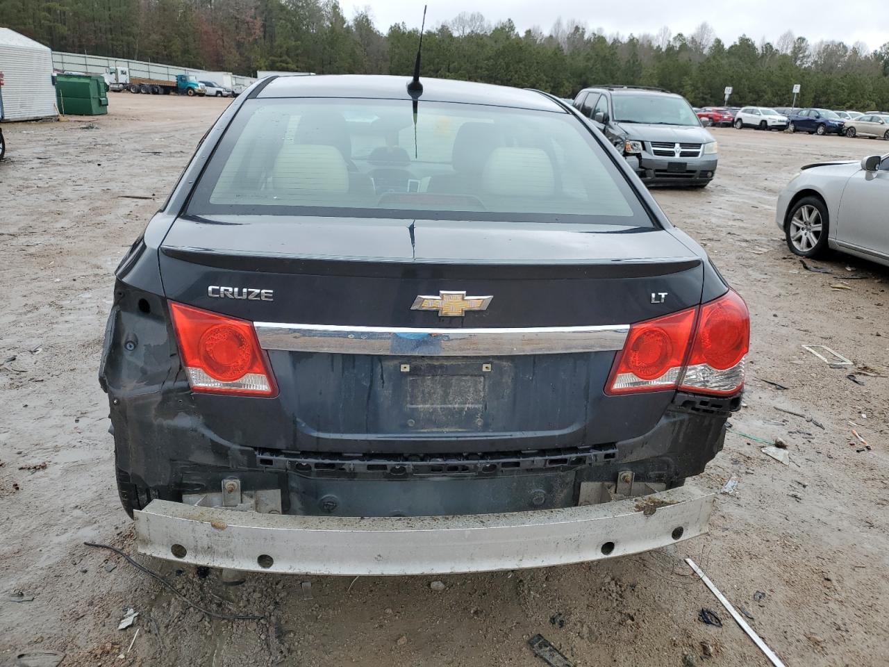 2012 Chevrolet Cruze - Image 6
