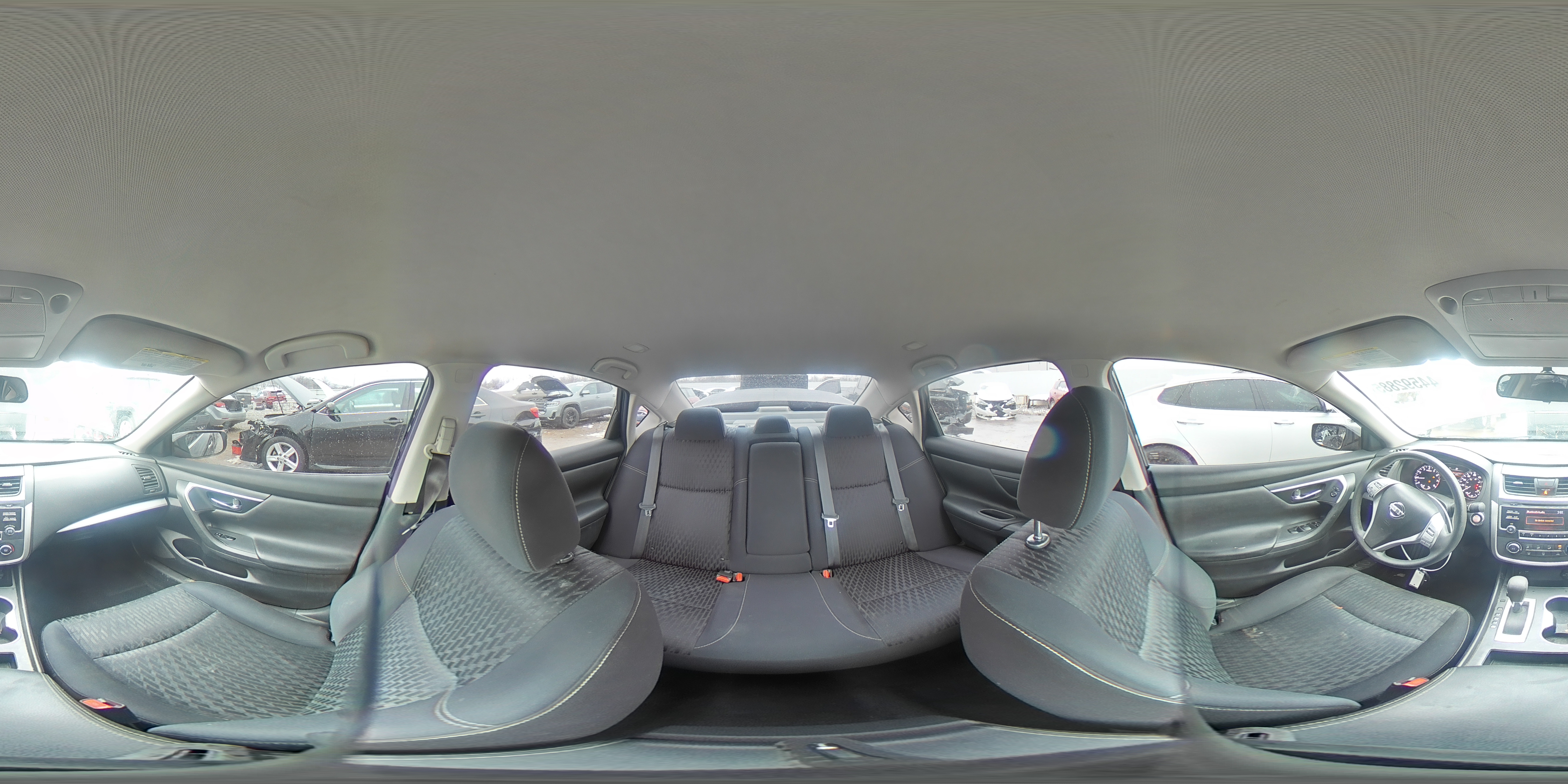 2018 Nissan Altima - Image 14