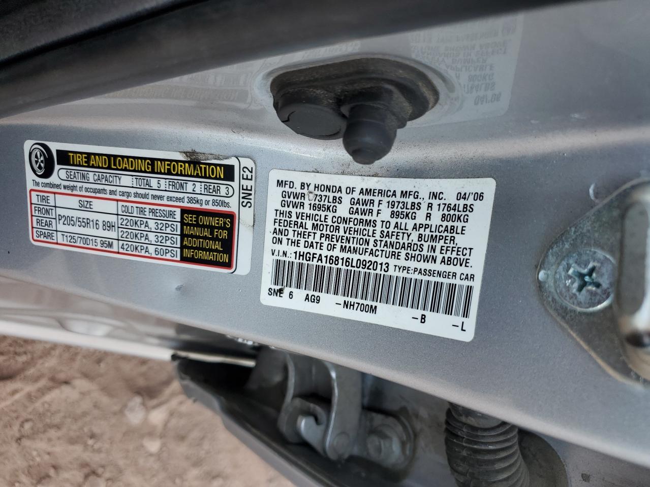 2006 Honda Civic - Image 12