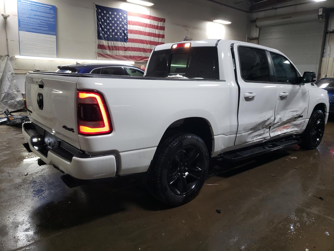 2021 RAM 1500 - Image 3
