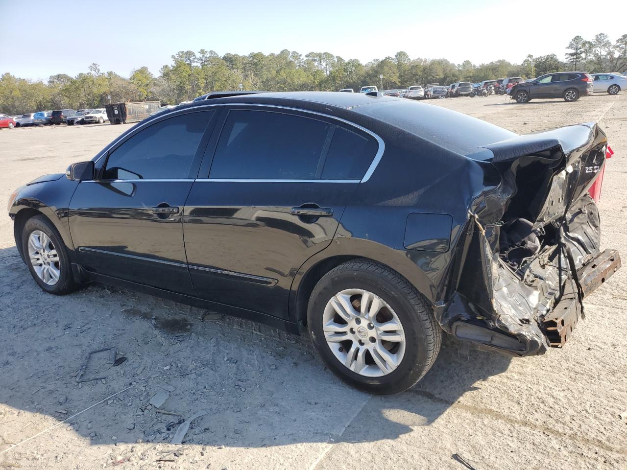 2012 Nissan Altima - Image 2