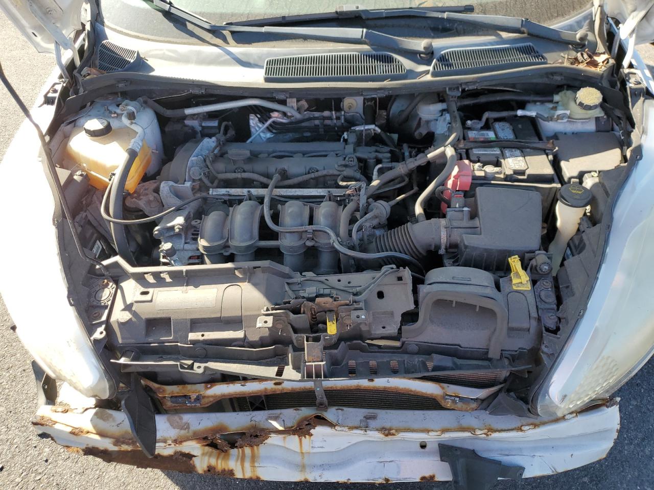 2011 Ford Fiesta - Image 11