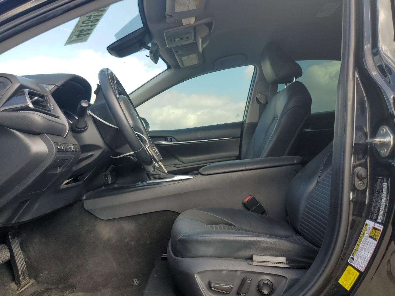 2020 Toyota Camry - Image 7