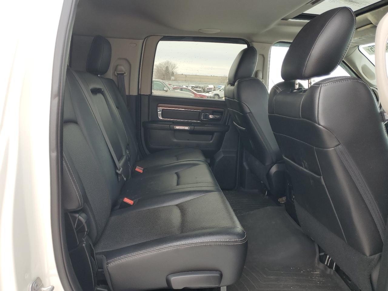 2017 RAM 2500 - Image 10