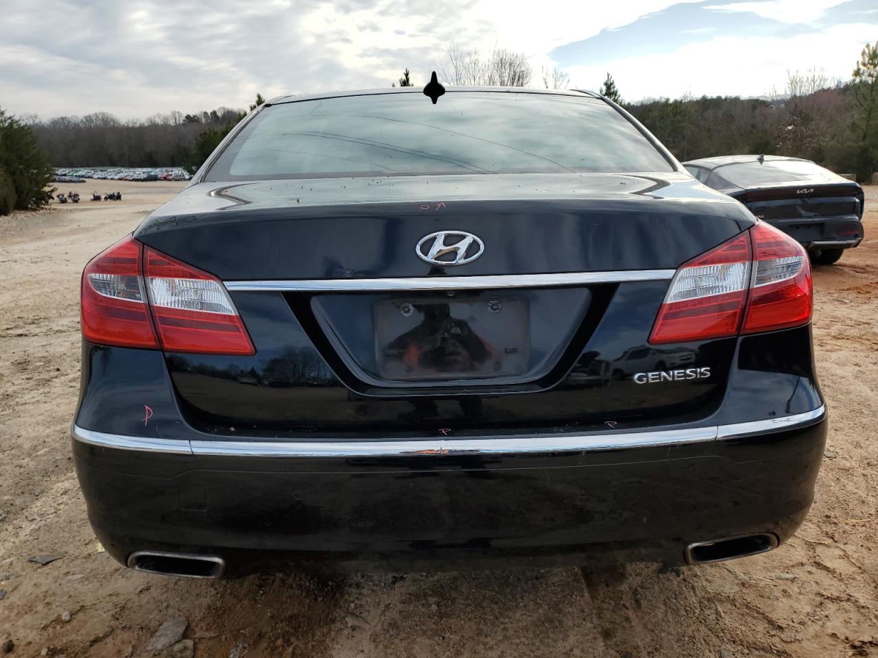 2013 Hyundai Genesis - Image 6