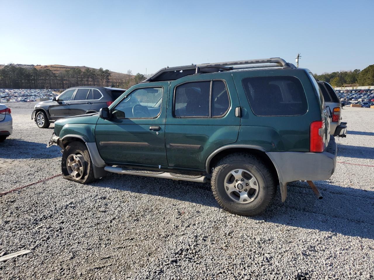 2001 Nissan XTerra - Image 2