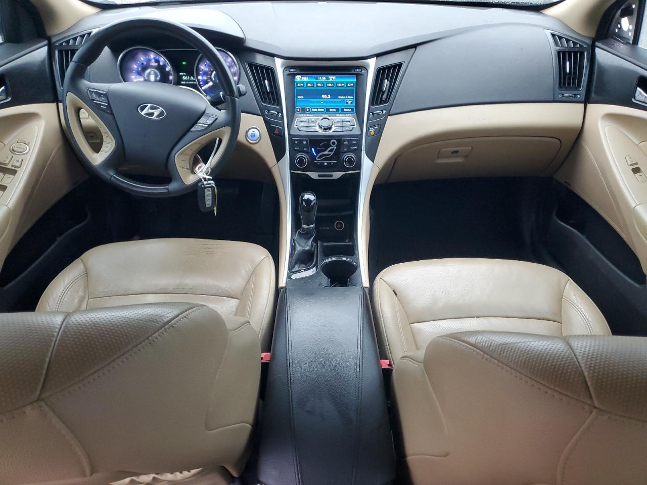 2013 Hyundai Sonata - Image 8