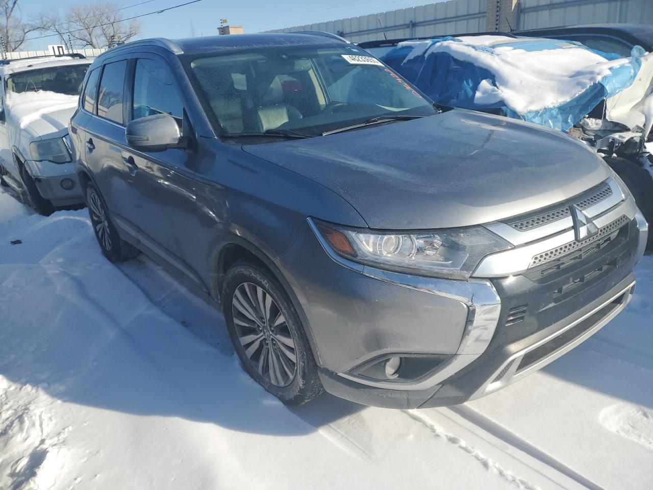 2019 Mitsubishi Outlander - Image 4