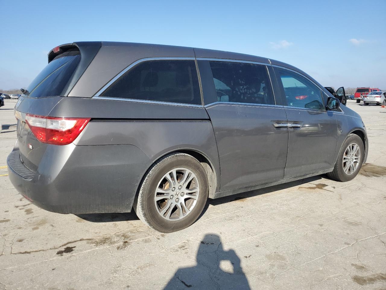 2011 Honda Odyssey - Image 3