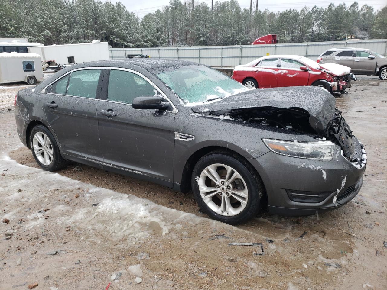 2015 Ford Taurus - Image 4