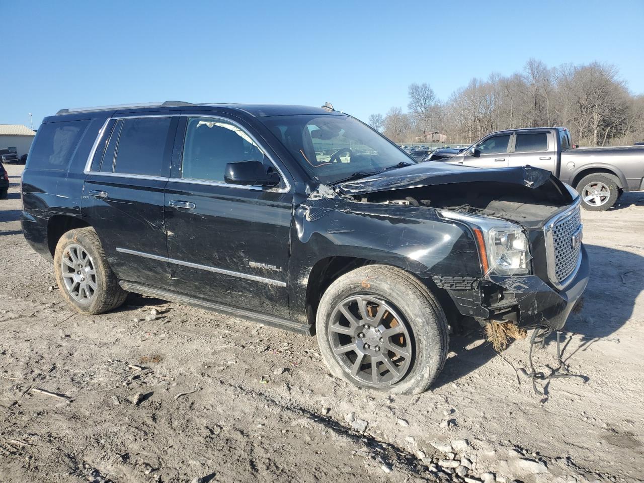 2015 GMC Yukon - Image 4