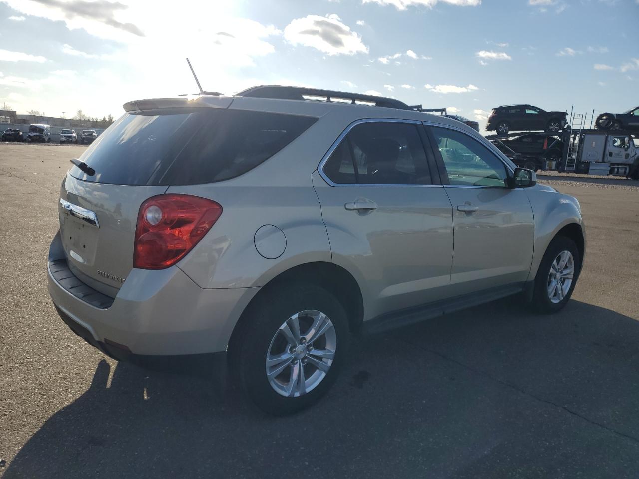 2015 Chevrolet Equinox - Image 3