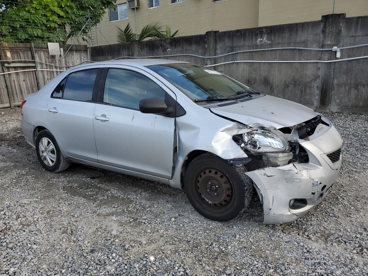 2009 Toyota Yaris - Image 4