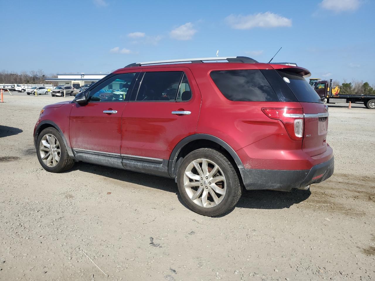 2014 Ford Explorer - Image 2