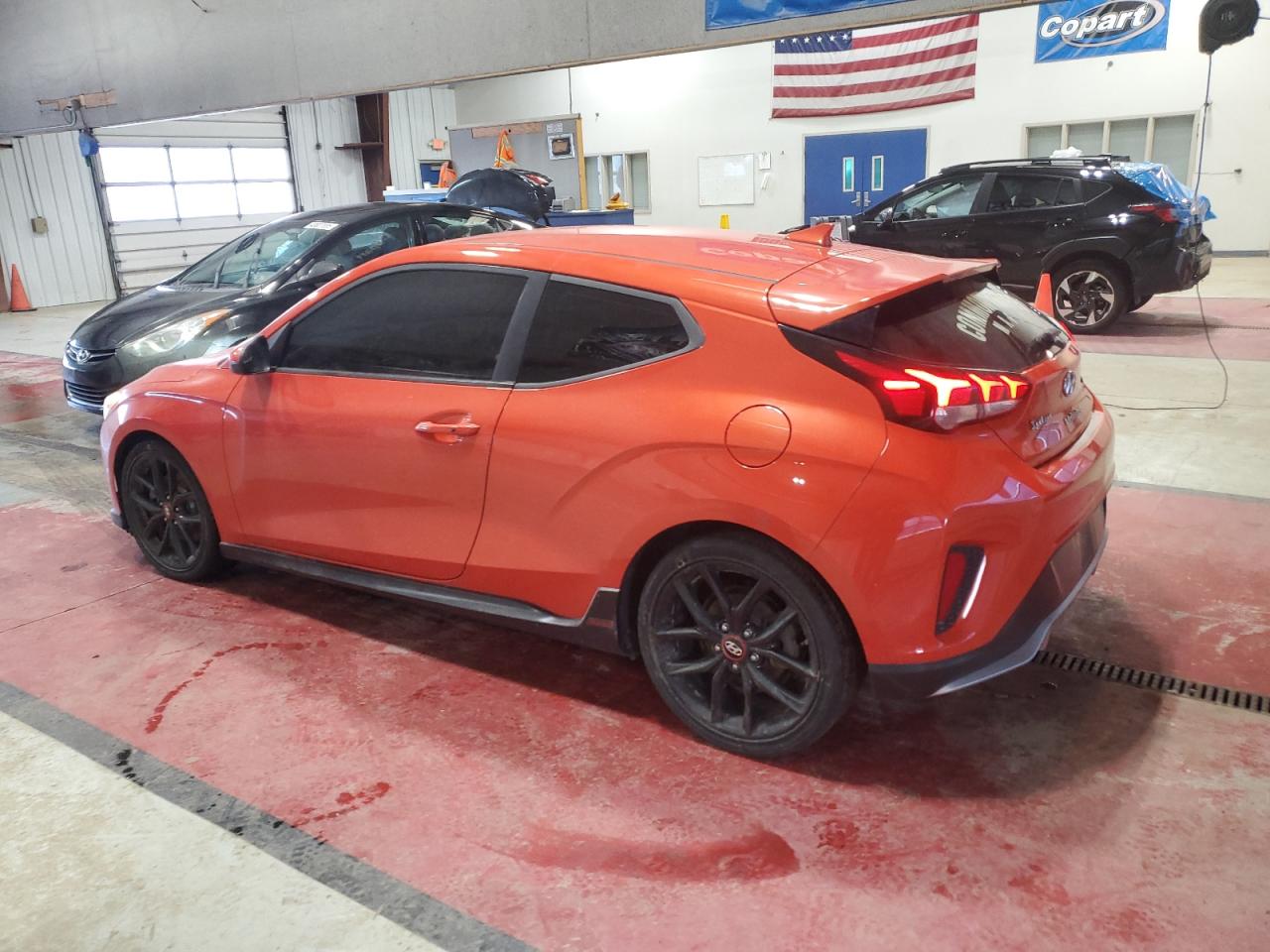 2019 Hyundai Veloster - Image 2