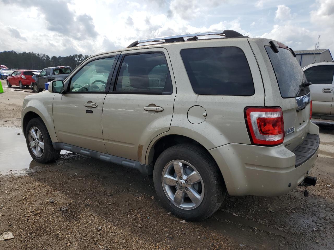 2011 Ford Escape - Image 2