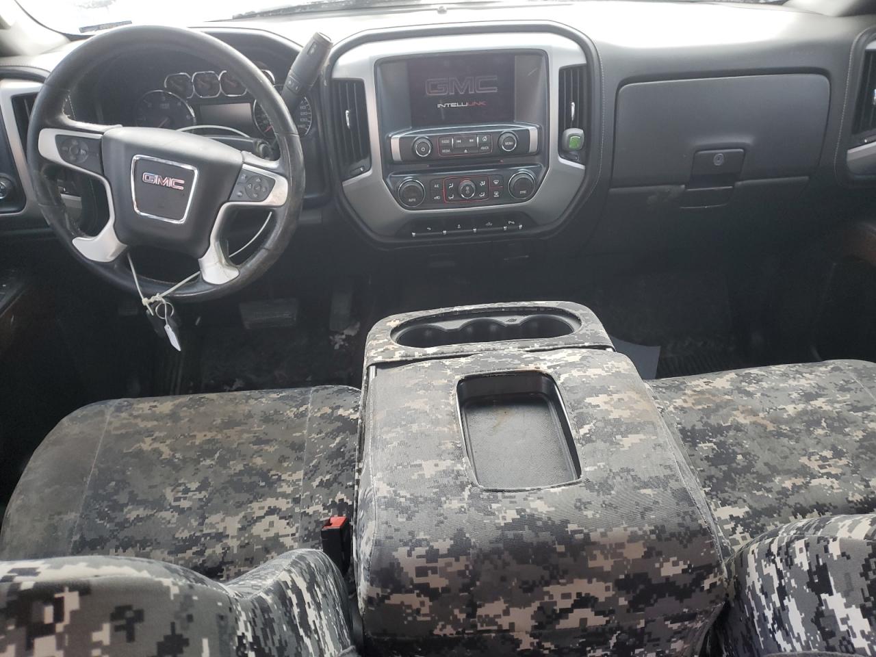 2015 GMC Sierra - Image 8