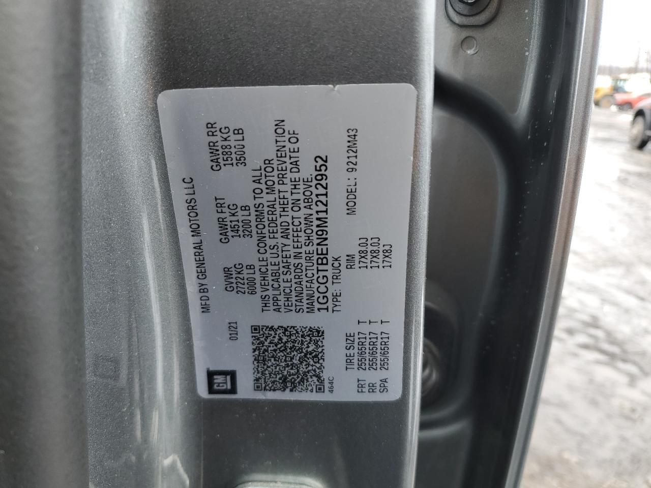 2021 Chevrolet Colorado - Image 12