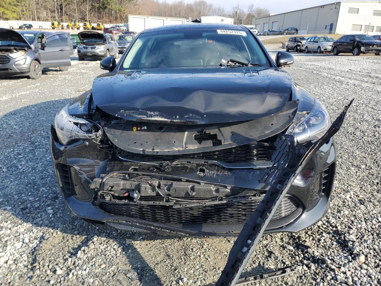 2018 Kia Stinger - Image 5
