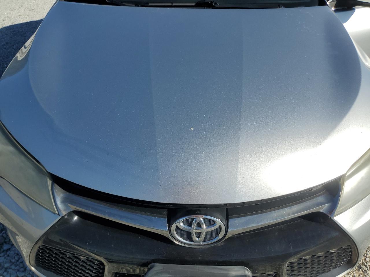 2015 Toyota Camry - Image 11