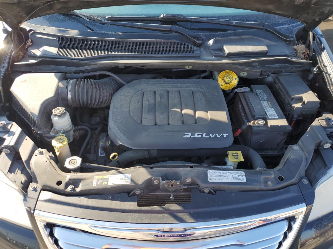 2014 Chrysler Town & Country - Image 12