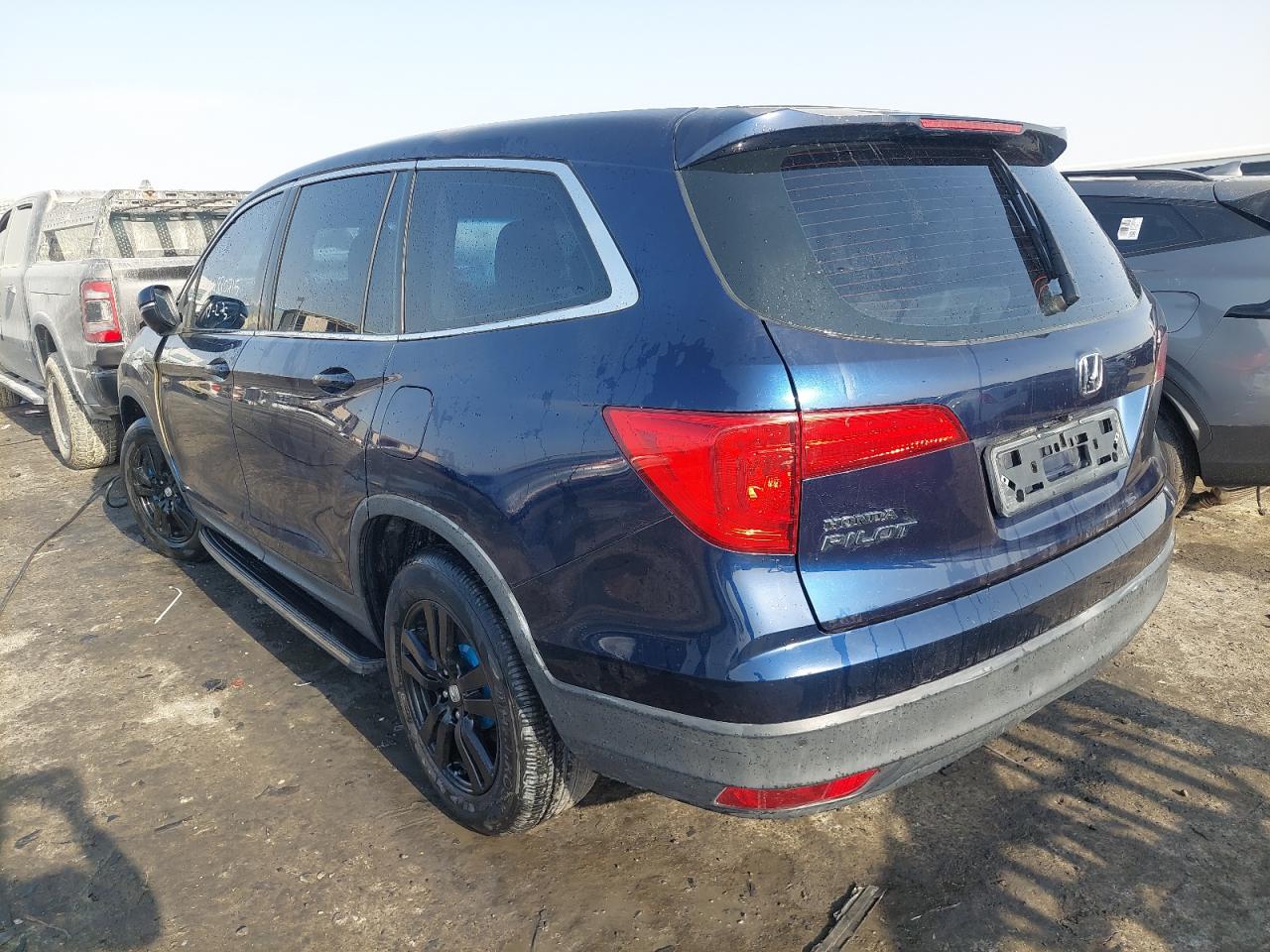 5FNYF5829HB700021 - 2017 HONDA PILOT - #44880715