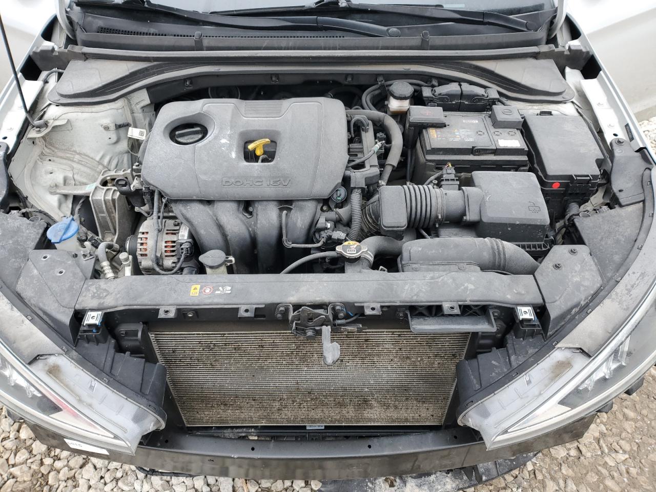 2020 Hyundai Elantra - Image 11