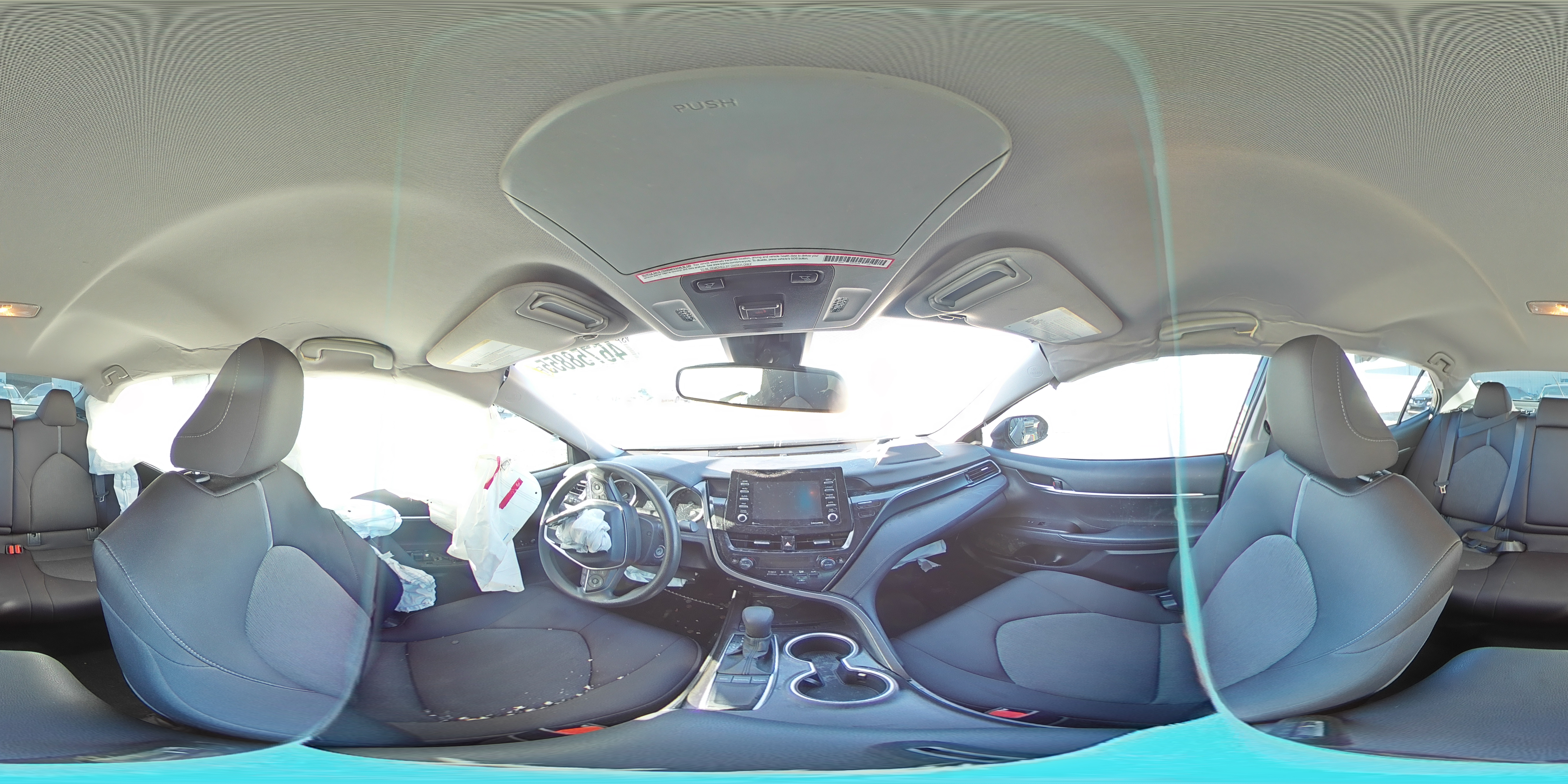 2022 Toyota Camry - Image 13