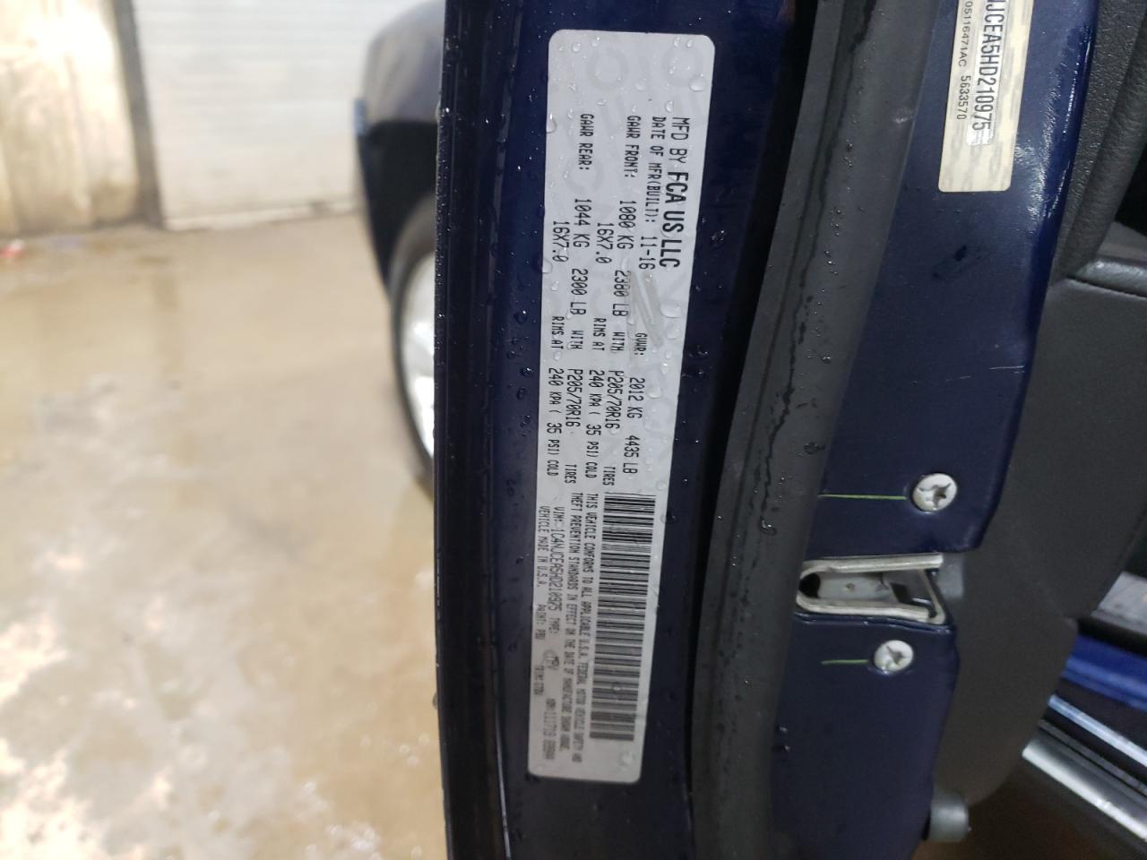 2017 Jeep Compass - Image 12