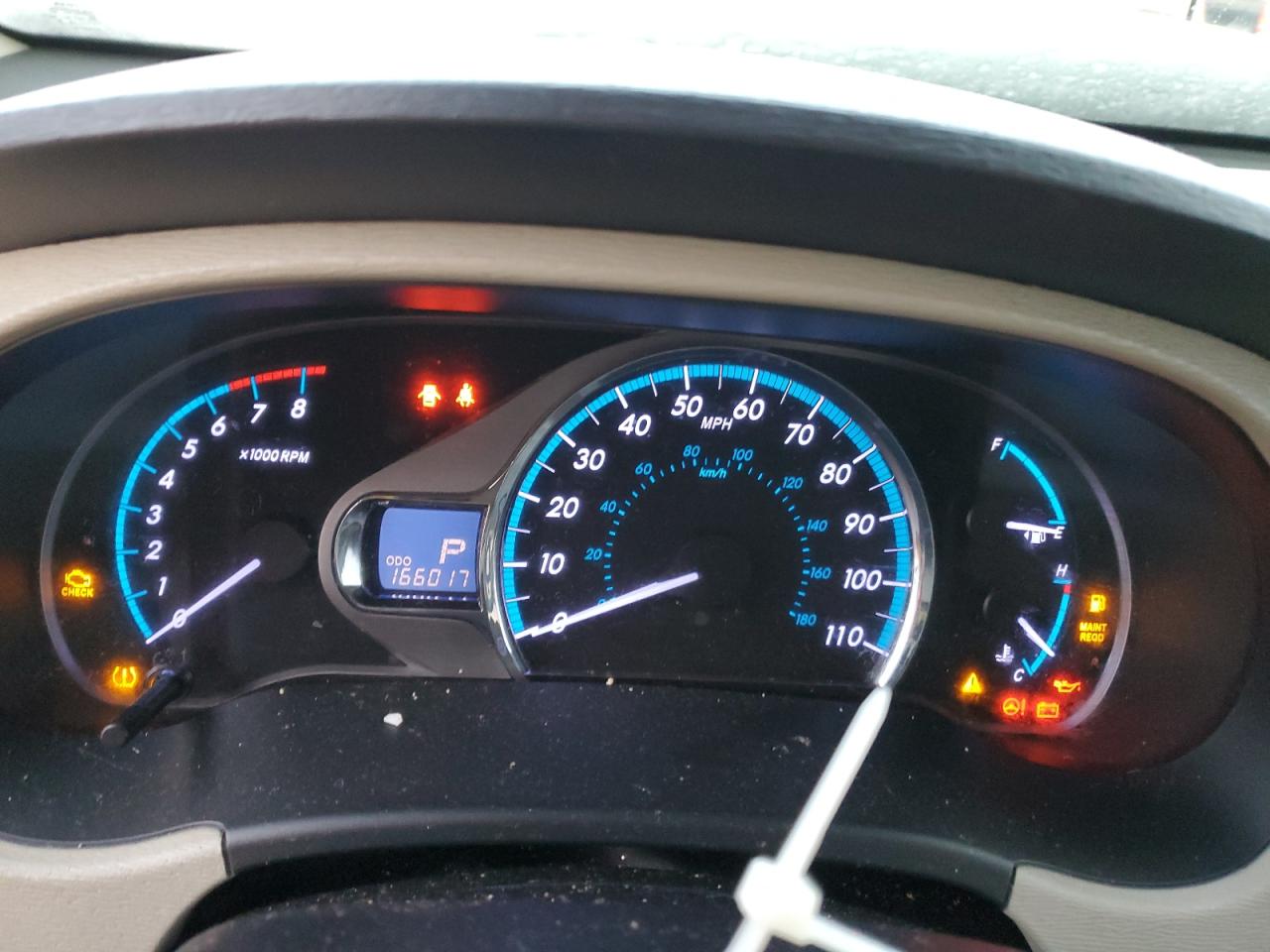 2014 Toyota Sienna - Image 9