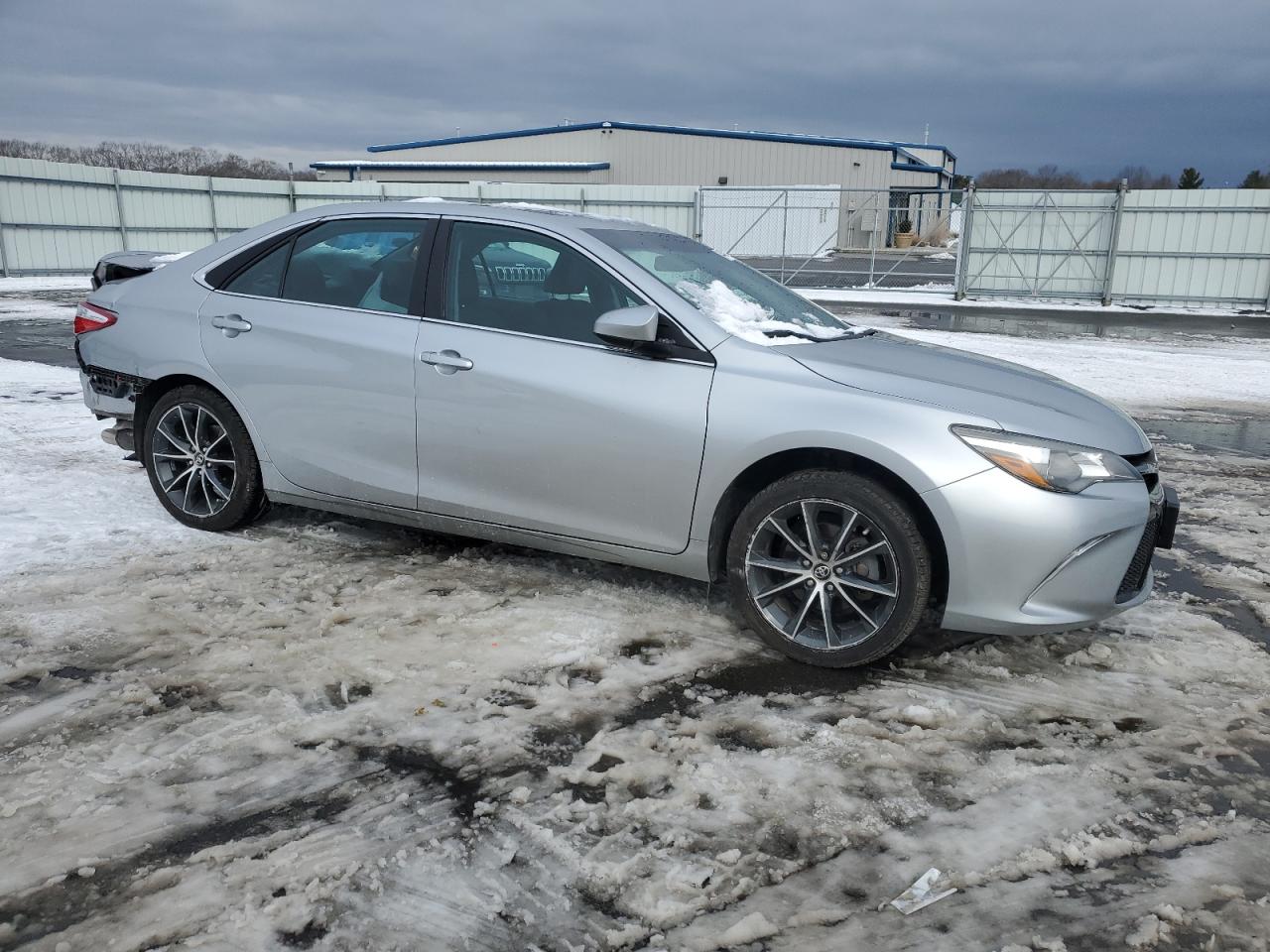 2016 Toyota Camry - Image 4