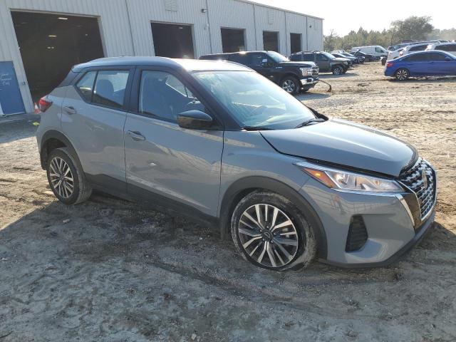  NISSAN KICKS 2024 Gray