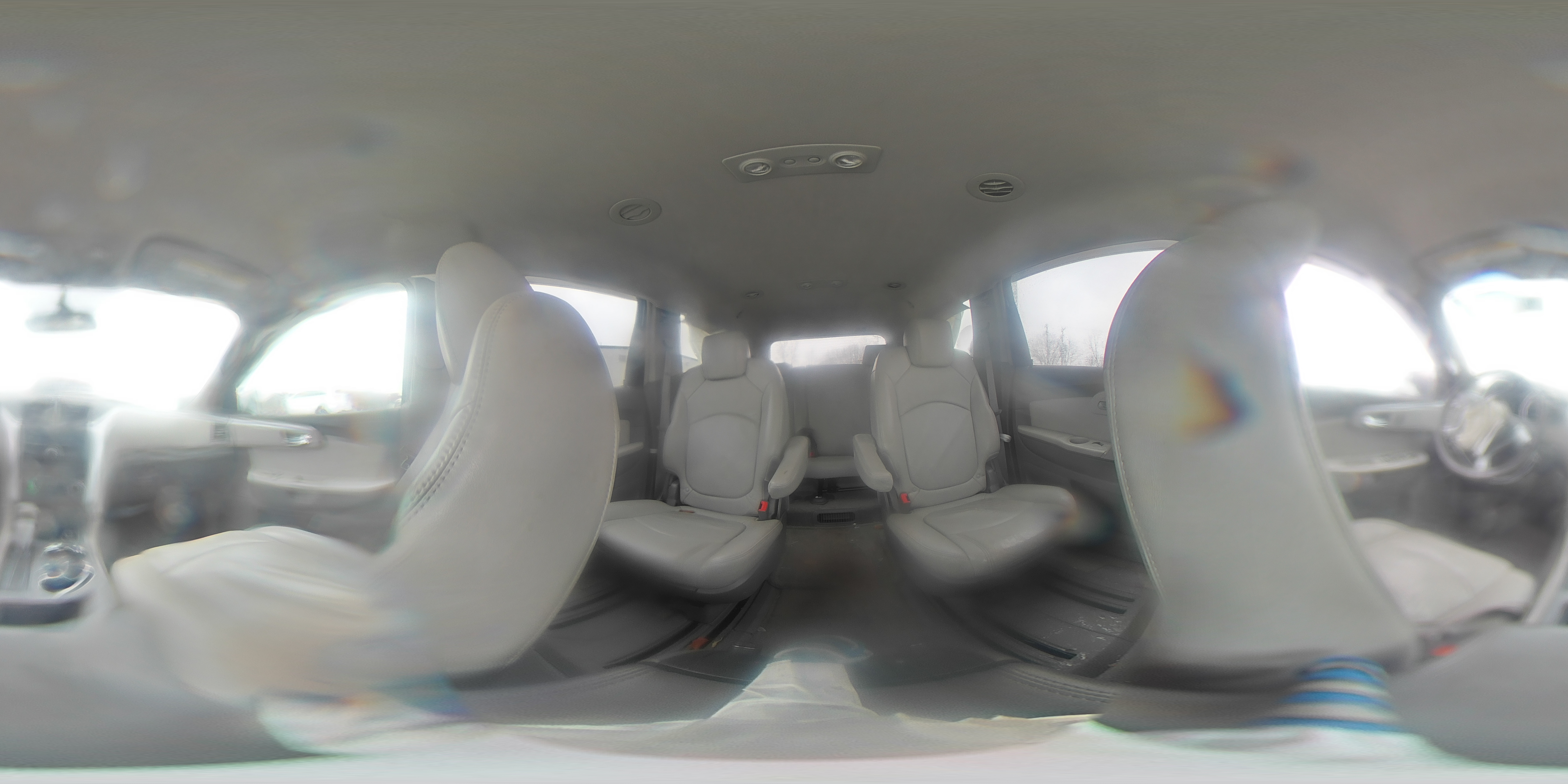 2009 Chevrolet Traverse - Image 14