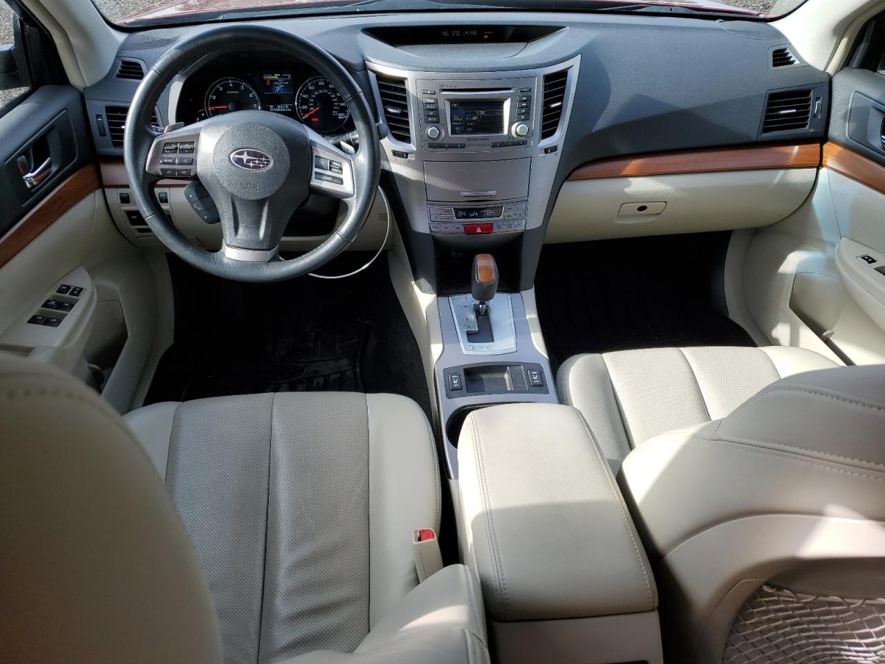 2014 Subaru Outback - Image 8