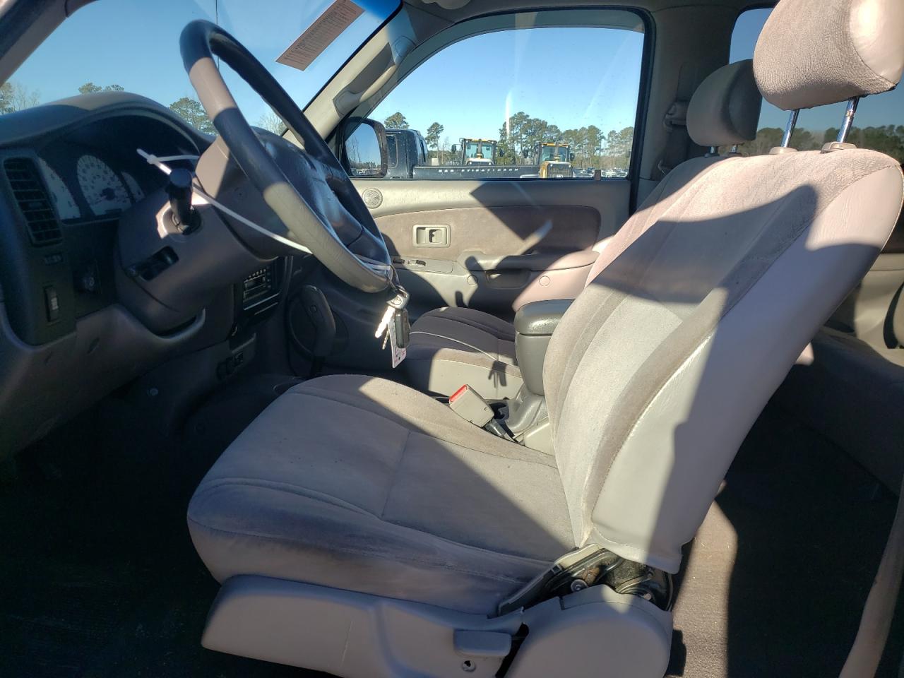 2004 Toyota Tacoma - Image 7