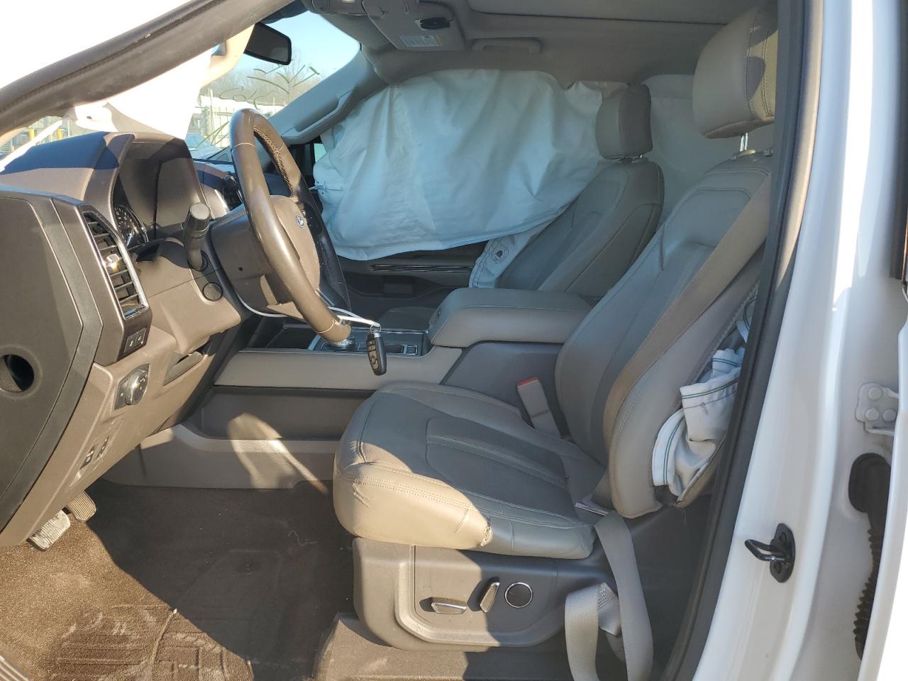 2020 Ford Expedition - Image 7