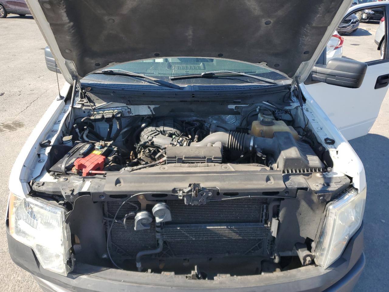 2011 Ford F-150 - Image 13