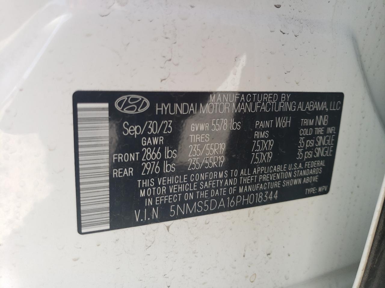2023 Hyundai Santa Fe - Image 14