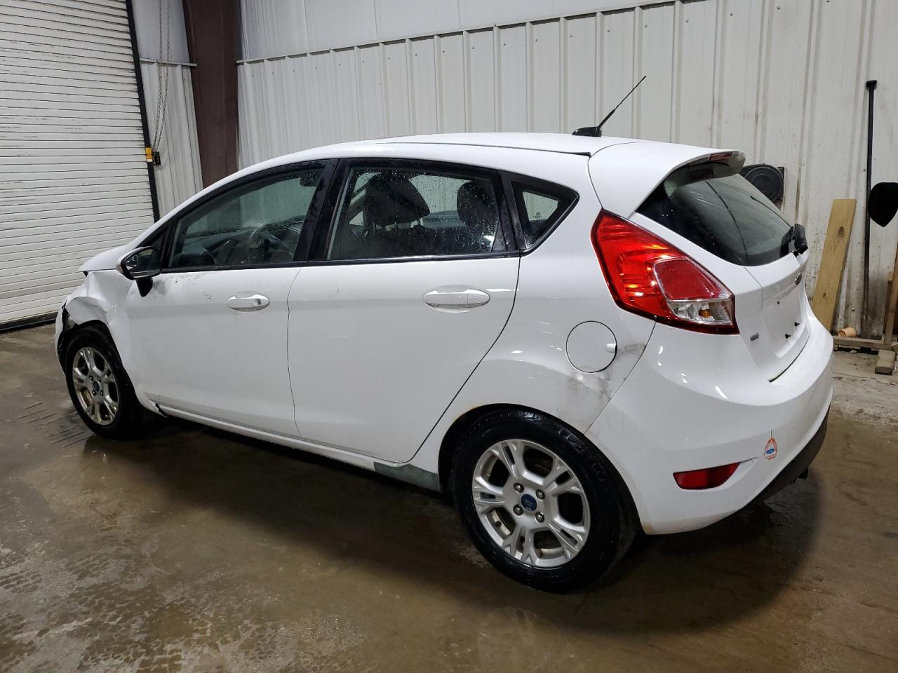 2015 Ford Fiesta - Image 2