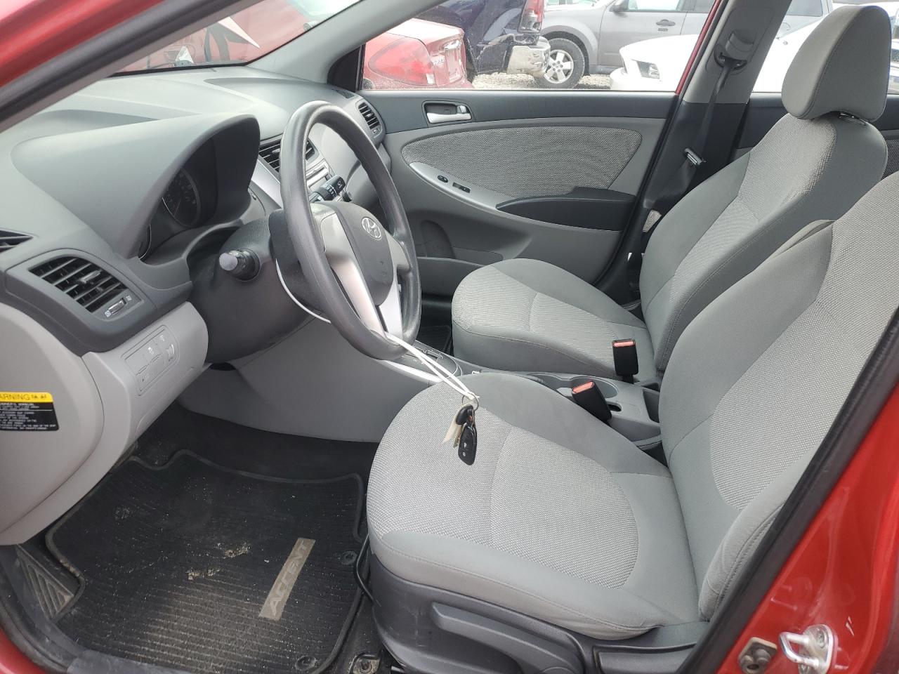 2014 Hyundai Accent - Image 7